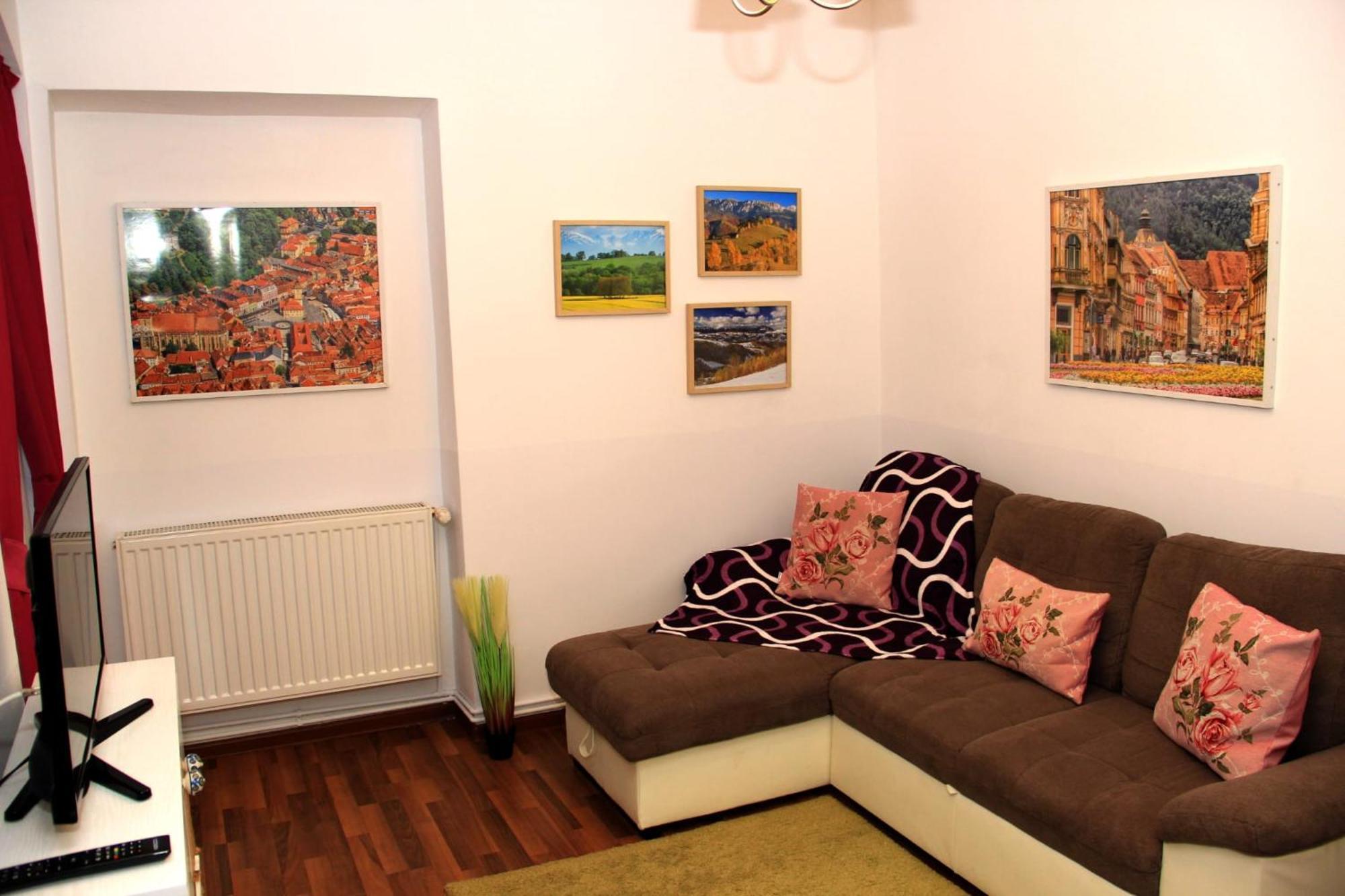 John Residence Aparthotel Brasov With Parking Option 외부 사진