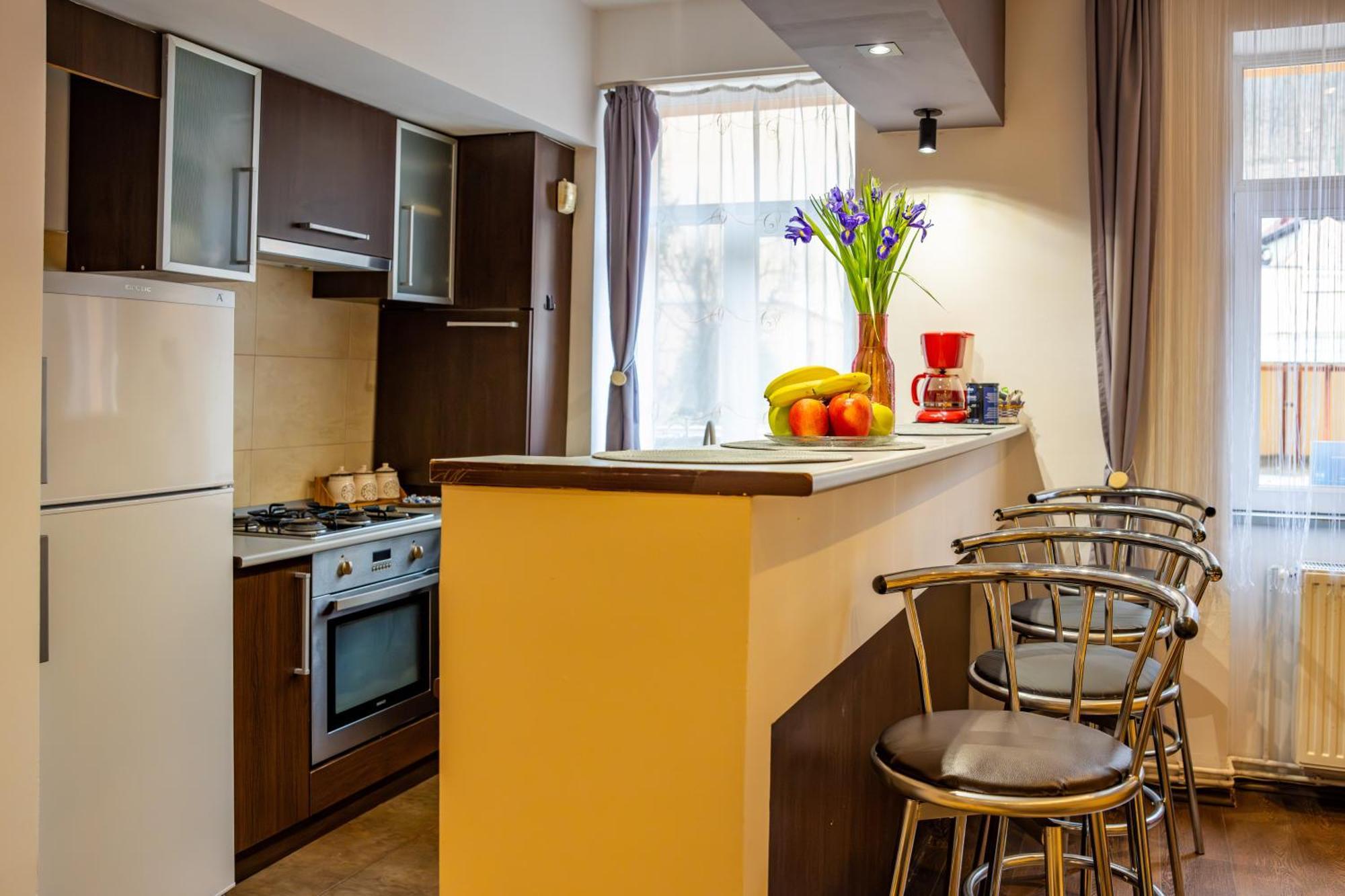John Residence Aparthotel Brasov With Parking Option 외부 사진